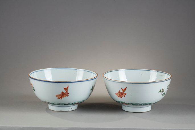Pair bowl Famille verte porcelain with fish | MasterArt